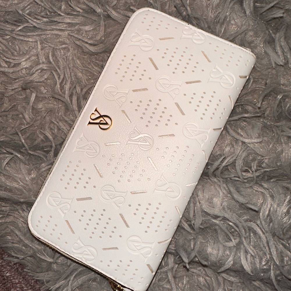 Elegant White Victoria Secret Wallet